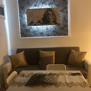 Apartment Camaldoli House Milan
